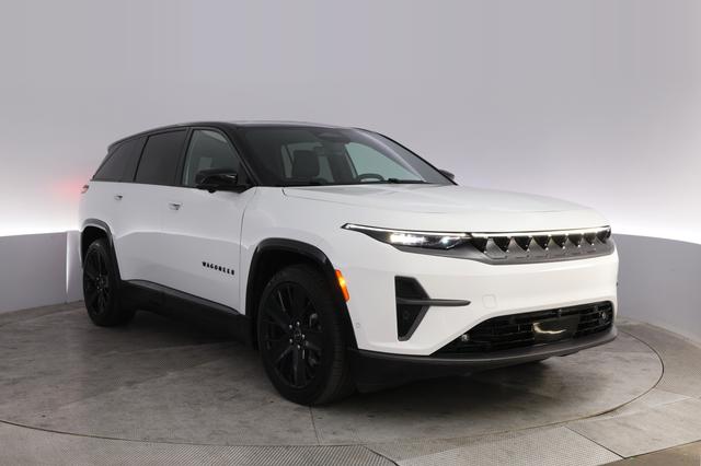 2024 Jeep Wagoneer S — photo 10 of 23