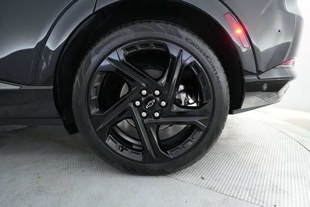 2024 Chevrolet Equinox EV — photo 7 of 21