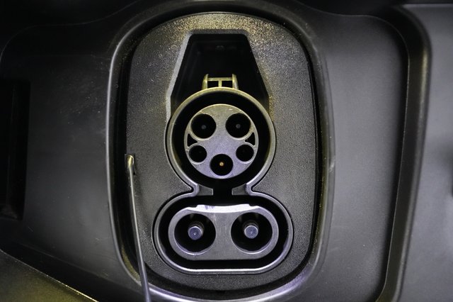2024 Chevrolet Equinox EV — photo 8 of 21