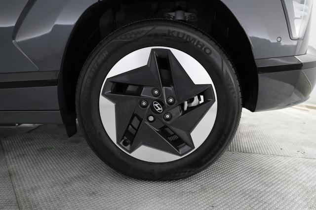 2024 Hyundai Kona Electric — photo 7 of 22