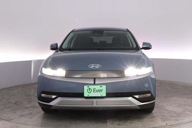 2024 Hyundai IONIQ 5 — photo 9 of 21