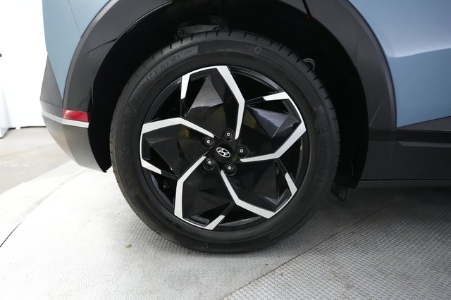 2024 Hyundai IONIQ 5 — photo 17 of 21