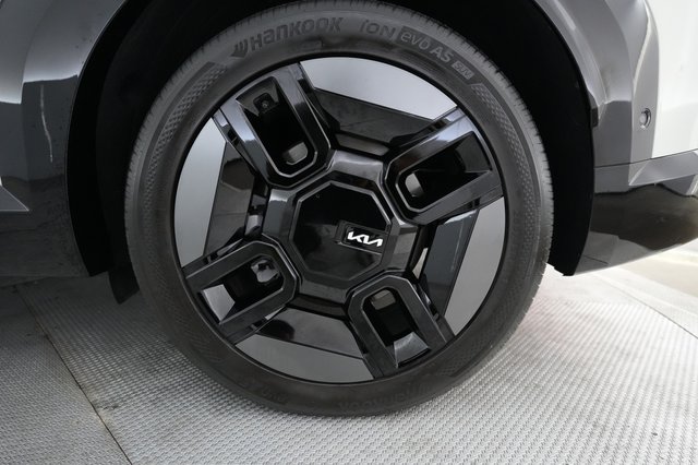 2024 Kia EV9 — photo 7 of 23