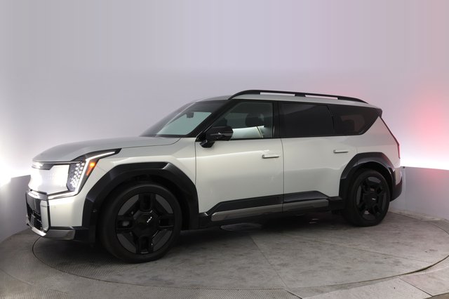 2024 Kia EV9 — photo 14 of 23