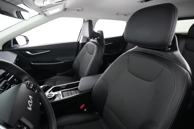 2024 Kia EV6 — photo 3 of 21