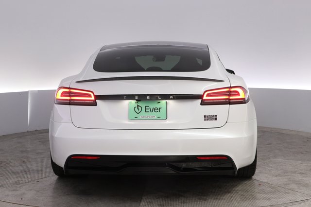2025 Tesla Model S — photo 12 of 25