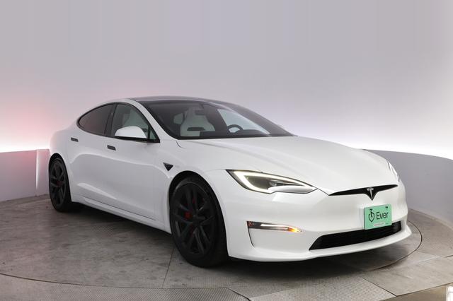 2025 Tesla Model S — photo 10 of 25