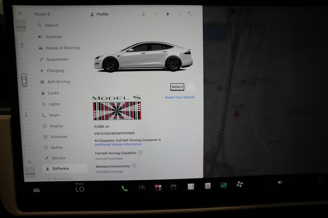 2025 Tesla Model S — photo 5 of 25
