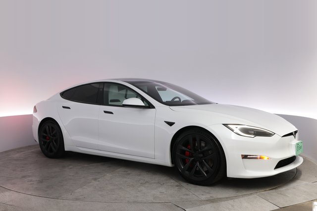 2025 Tesla Model S — photo 11 of 25