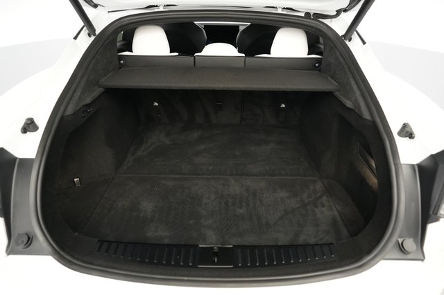 2025 Tesla Model S — photo 6 of 25