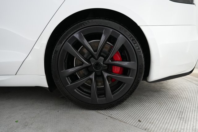 2025 Tesla Model S — photo 7 of 25
