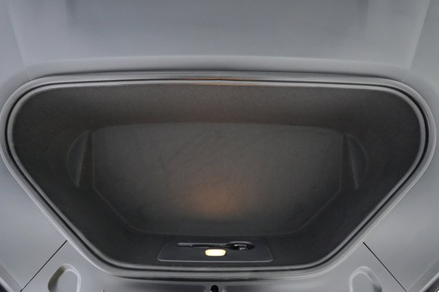 2025 Tesla Model S — photo 20 of 25