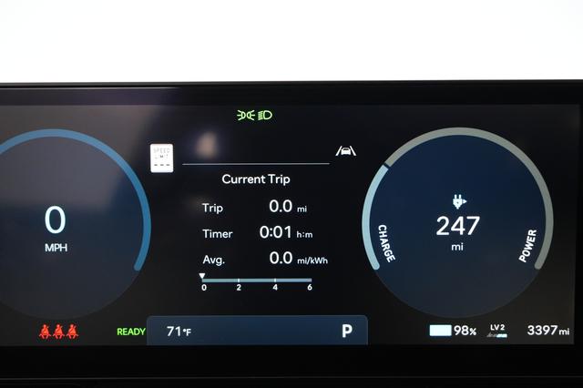 2025 Hyundai IONIQ 5 — photo 5 of 23