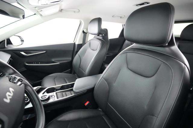 2022 Kia EV6 — photo 3 of 21