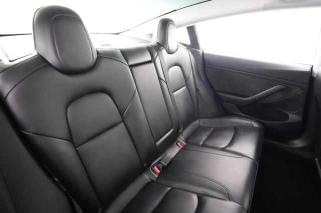 2023 Tesla Model 3 — photo 4 of 24