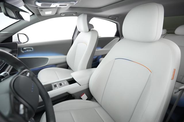 2023 Hyundai IONIQ 6 — photo 3 of 21