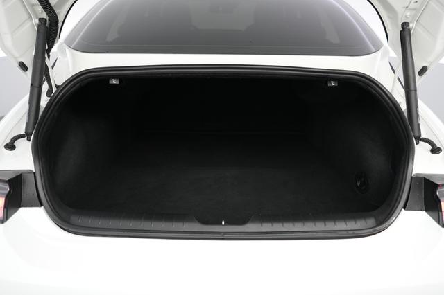 2023 Hyundai IONIQ 6 — photo 6 of 21