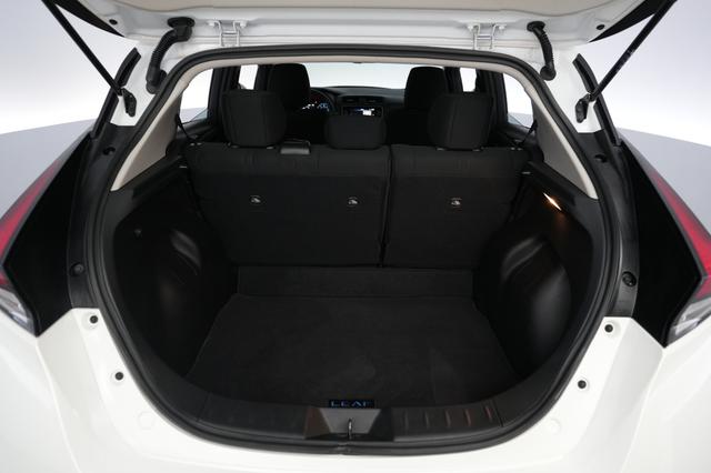 2024 Nissan LEAF — photo 6 of 24