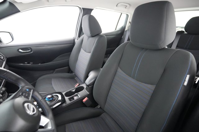 2024 Nissan LEAF — photo 3 of 24