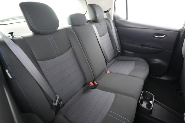 2024 Nissan LEAF — photo 4 of 24