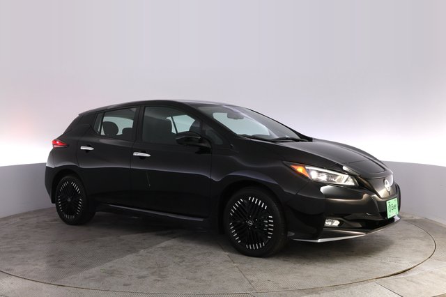 2024 Nissan LEAF — photo 11 of 23