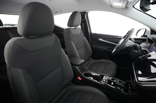 2022 Chevrolet Bolt EUV — photo 18 of 23