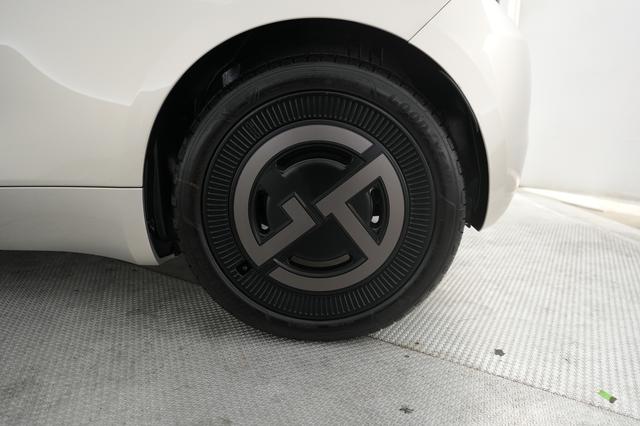 2025 Fiat 500e — photo 7 of 20