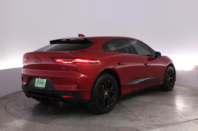 2022 Jaguar I-Pace — photo 2 of 24