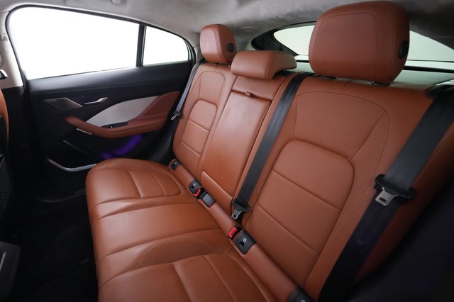 2022 Jaguar I-Pace — photo 19 of 24