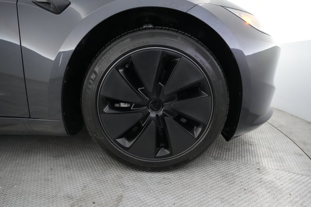 2024 Tesla Model 3 — photo 16 of 24