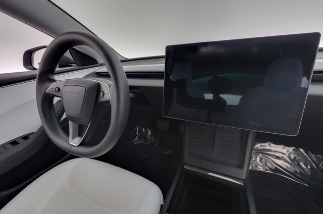 2024 Tesla Model 3 — photo 20 of 24
