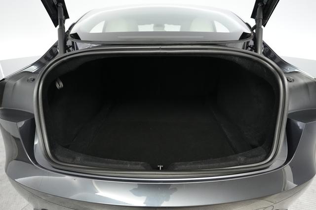 2024 Tesla Model 3 — photo 6 of 24