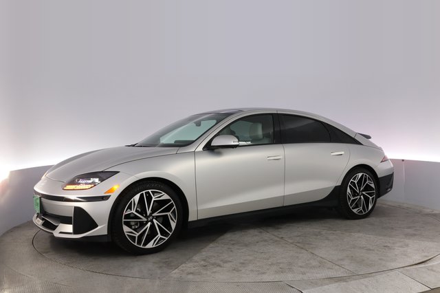 2023 Hyundai IONIQ 6 — photo 14 of 21