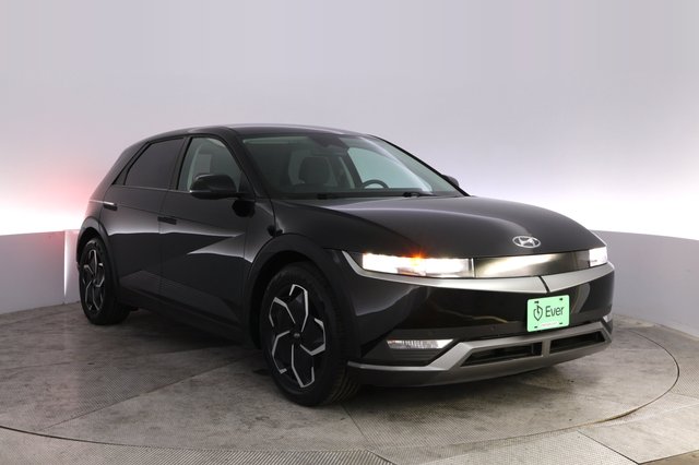 2024 Hyundai IONIQ 5 — photo 10 of 23
