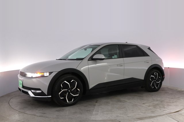 2024 Hyundai IONIQ 5 — photo 14 of 24