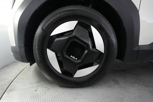 2024 Kia EV9 — photo 15 of 25