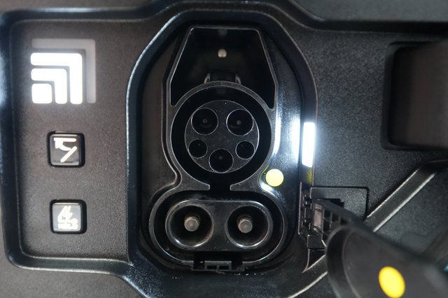 2024 Kia EV9 — photo 8 of 24