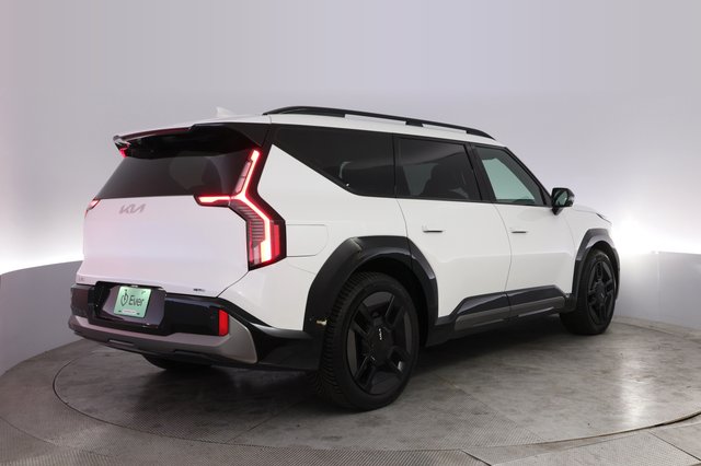 2024 Kia EV9 — photo 8 of 26