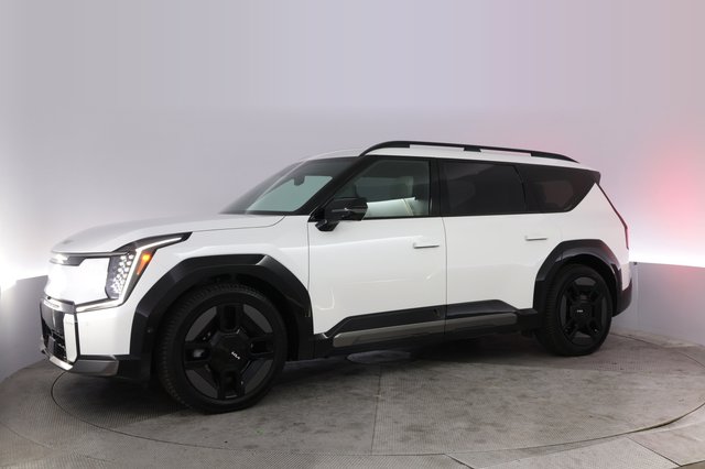 2024 Kia EV9 — photo 13 of 26