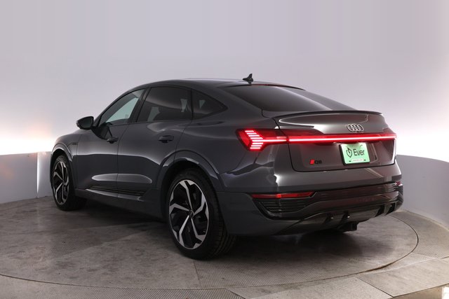 2024 Audi Q8 e-tron — photo 13 of 23