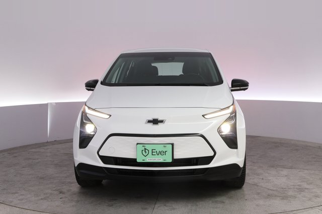 2023 Chevrolet Bolt EV — photo 9 of 23