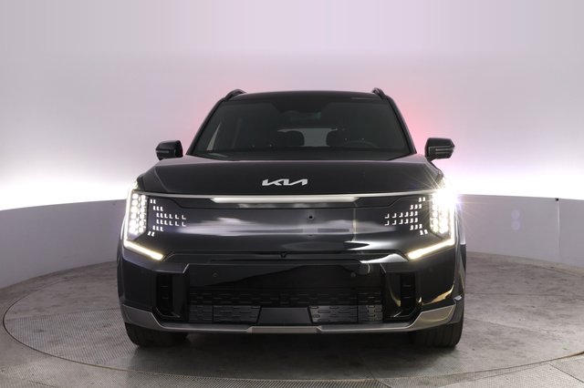 2024 Kia EV9 — photo 9 of 23
