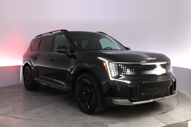 2024 Kia EV9 — photo 10 of 23