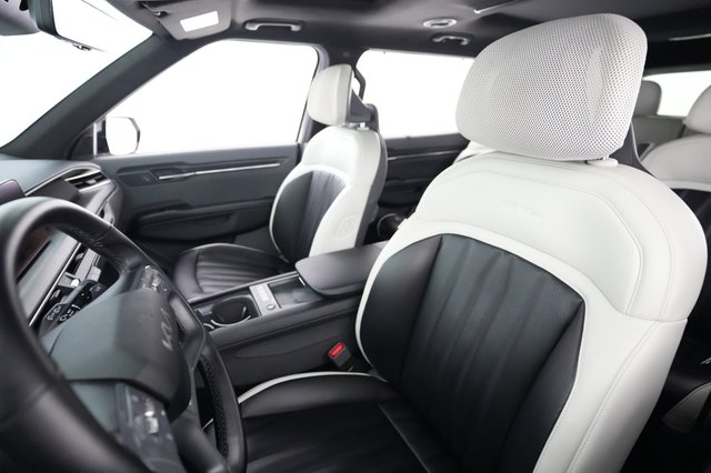 2024 Kia EV9 — photo 3 of 25