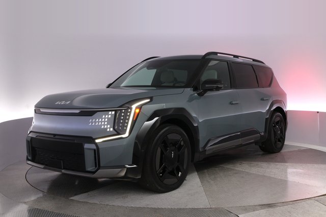 2024 Kia EV9 — VIN KNDAEFS56R6036058