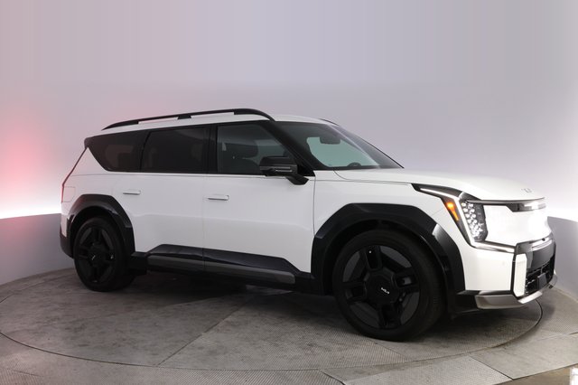 2024 Kia EV9 — photo 11 of 27