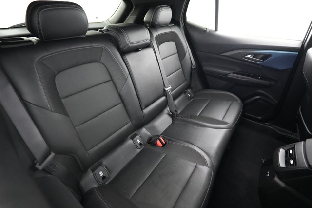 2024 Chevrolet Equinox EV — photo 4 of 24