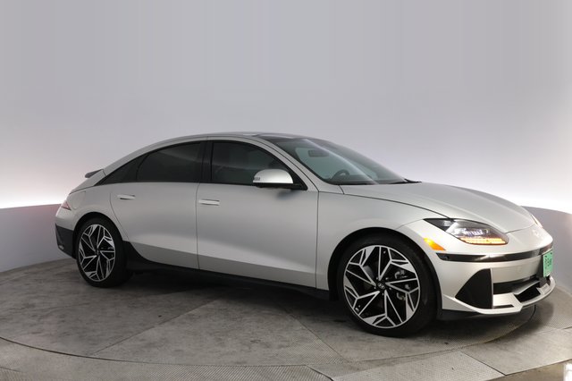 2023 Hyundai IONIQ 6 — photo 11 of 22