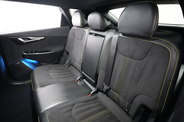 2023 Kia EV6 — photo 19 of 25
