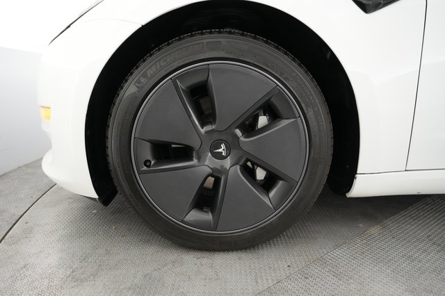 2023 Tesla Model 3 — photo 15 of 23